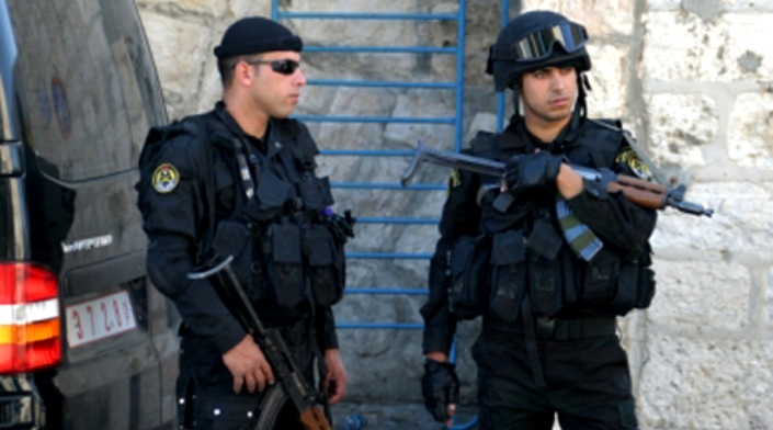 15 نائبا في فتح يتهمون