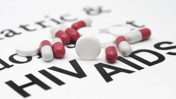 كيف شفيت أول حالة من مرض الإيدز؟ 