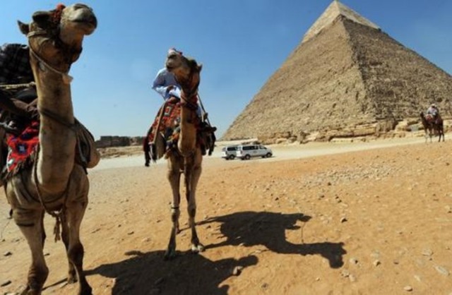  خسائر قطاع السياحة.. معيق أساسي لمعدلات التنمية بمصر