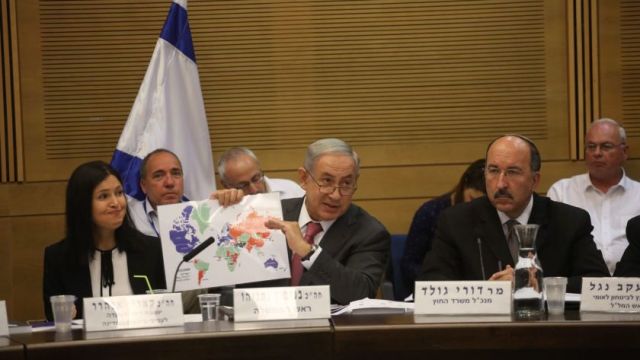 نتنياهو يطلب من يهود العالم الدفاع عن 