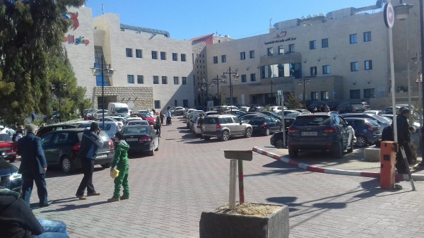 نقابة الأطباء تعلن الإضراب المفتوح بعد تمديد توقيف أطباء مسلم