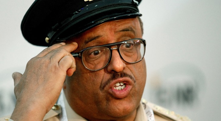 ضاحي خلفان: 