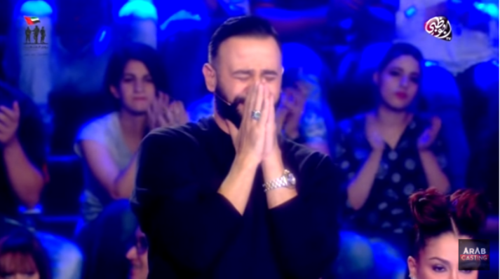 فيديو لسورية تُبكي