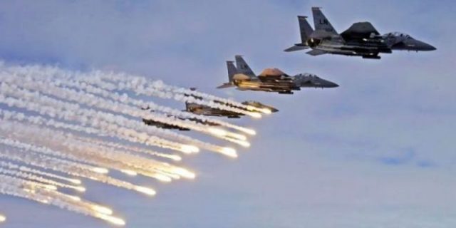 طائرات الاحتلال تشن غارات وهمية في شمال قطاع غزة
