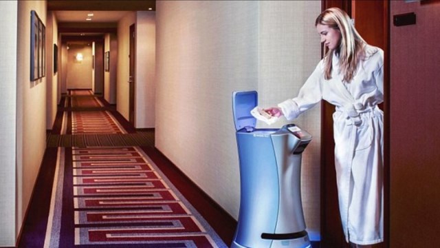 روبوت لأداء مهام موظفي خدمة الغرف في الفنادق
