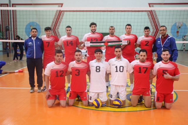 نادي سنجل يسيل العرق