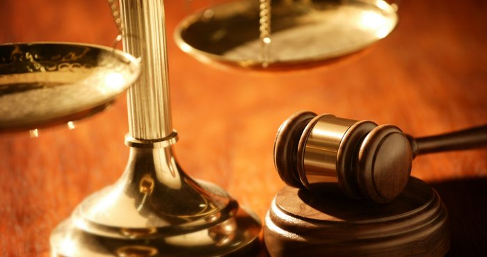 إحالة ستة تجار للنيابة