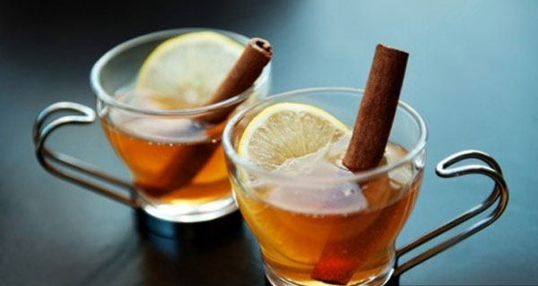 ثلاثة مشروبات طبيعية