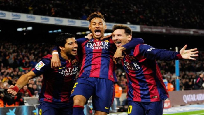 ثلاثية الـ MSN تقود برشلونة إلى ريع نهائي دوري الأبطال