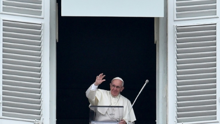 البابا فرنسيس: لا تديروا ظهوركم للمهاجرين