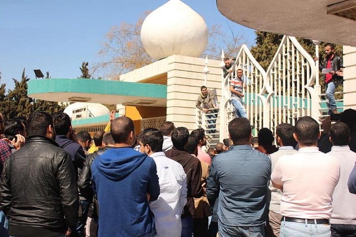 لليوم السادس..اعتصام طلبة الجامعة الاردنية (فيديو وصور)
