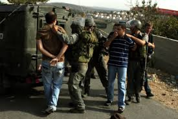 الاحتلال يعتقل 13 مواطناً من الضفة بينهم قاصرين