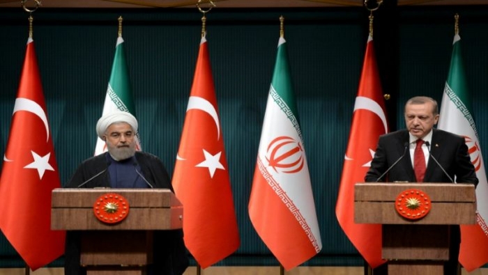 إيران وتركيا تتعهدان