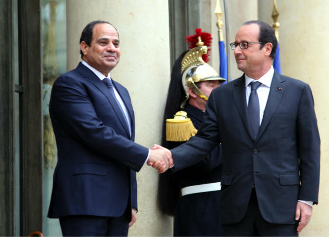 فرنسا توقع عقودا بملياري يورو مع مصر