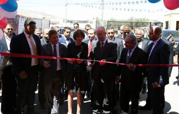 رئيس الوزراء يدشن