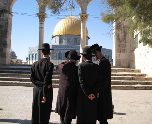 عيد الفصح اليهودي ينشر التوتر في باحات المسجد الأقصى