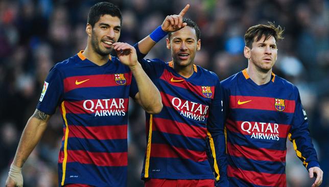 برشلونة يكتسح سبورتينج خيخون بسداسية ويستعيد الصدارة
