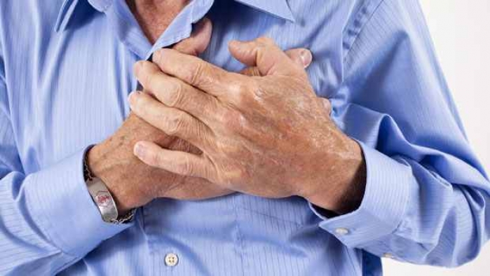 دراسة: الجلوس لفترة طويلة يسبب أمراض القلب