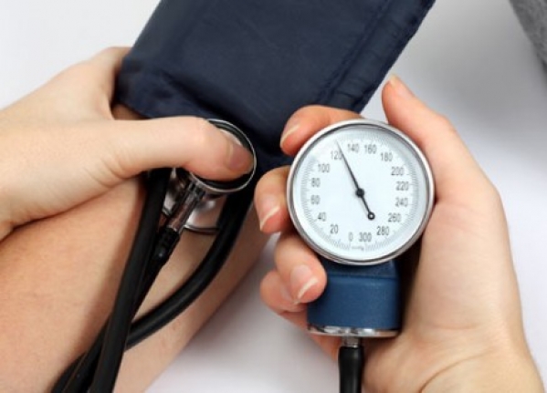 7 طرق طبيعية للتخلص من ضغط الدم العالي