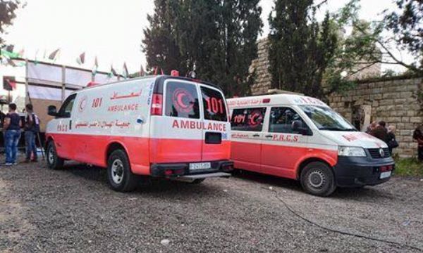 الخليل: إصابة عشرة