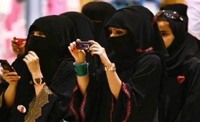 عشرون فتاة سعودية بالسجن بسبب انتاجهن أفلام إباحية
