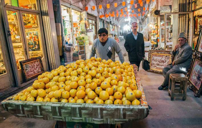 الغرب يشجع على إقامة علاقات تجارية مع إيران! 
