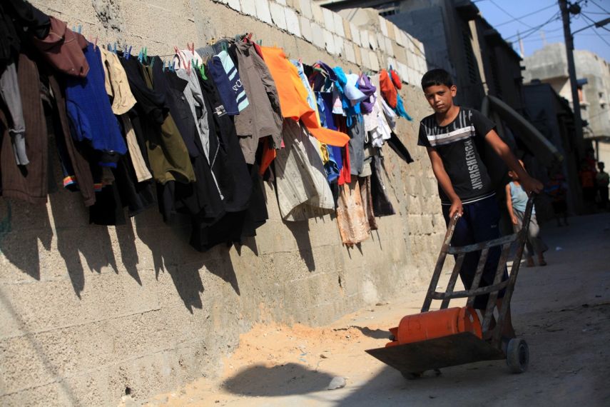 خاص| رئيس دائرة شئون اللاجئين بغزة: تقليص خدمات الأونروا غير مبرر ويُنذر بانصياعها لإرادة إسرائيل في تصفية قضية اللاجئين