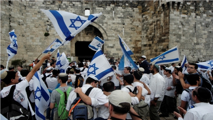 مسيرة عنصرية للمستوطنين في القدس القديمة