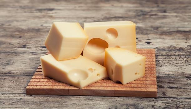 الجبنة تحوي مادةً قد تؤدي إلى الإدمان!