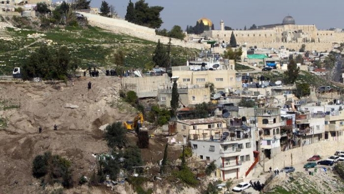 بلدية الاحتلال في القدس تسمح ببناء مبنى للمستوطنين في سلوان 