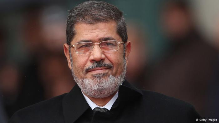 قطر تستنكر الحكم على مرسي في قضية التخابر.. وترفض الزج باسمها
