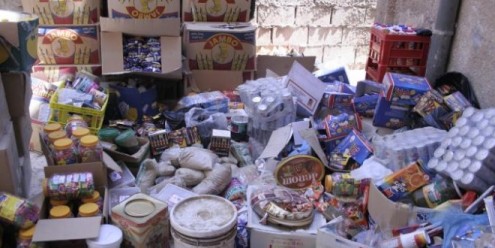 ضبط نصف طن مواد غذائية منتهية الصلاحية ومخالفة 5 تجار في بلدة الرام
