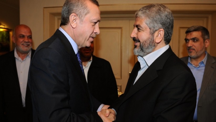 أردوغان يلتقي خالد مشعل في اسطنبول