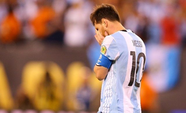 65 يوم أمام الأرجنتين لإقناع ميسي بعدم الاعتزال

