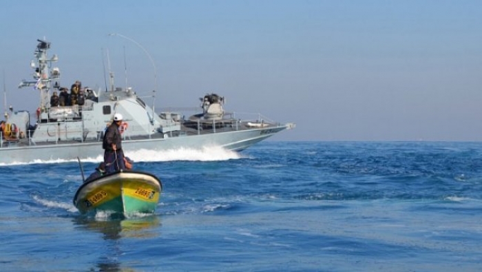 الاحتلال يمدد السماح لصيادي غزة بالإبحار 9 أميال