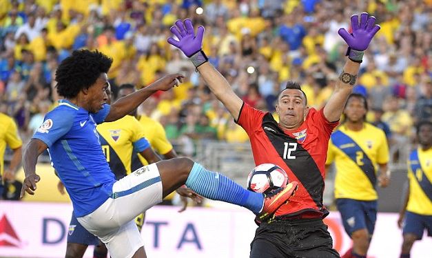 البرازيل تسقط في فخ التعادل السلبي أمام الإكوادور
