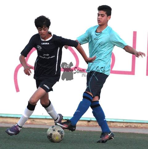 مصطفى طوافشة نجم يلمع في وسط بطولة كأس فلسطين