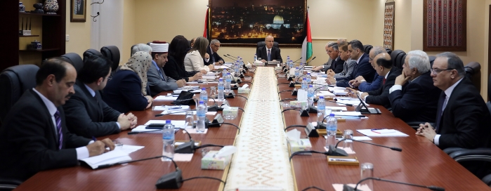 مجلس الوزراء يؤكد على موقف القيادة الفلسطينية بشأن تقرير اللجنة الرباعية
