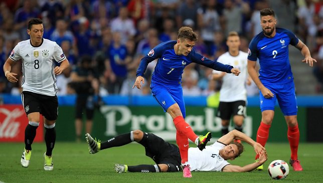 فضيحة كبرى.. أنباء عن تعاطي لاعبي فرنسا للمنشطات قبل مواجهة ألمانيا