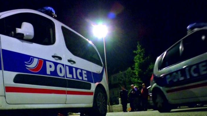 73 قتيلاً في نيس في فرنسا وهولاند يترأس خلية أزمة 