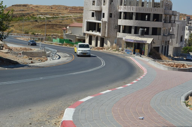 إنجاز طريق رافات-