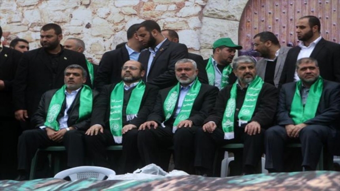 حماس تسلم موظفيها أراض بدلًا عن الرواتب
