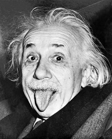 السر وراء إخراج أينشتاين لسانه في صورته الشهيرة