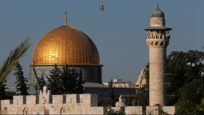 القدس: الاحتلال ينوي تغريم المؤذنين لإسكات الأذان