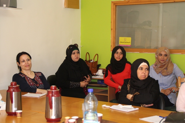 جمعية المرأة العاملة للتنمية تختتم دورة تدريبية حول 