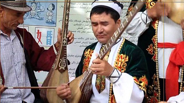 بالفيديو : أجواء عيد الأضحى من حول العالم