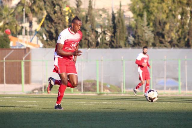 هلال القدس يسحق شباب