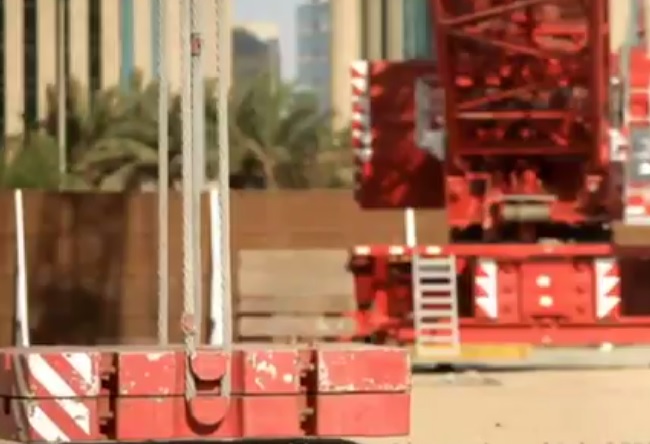 السعودية تحطم الرقم القياسى فى موسوعة غينيس بأطول سارية علم فى العالم (فيديو)