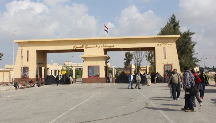 تمديد فتح معبر رفح