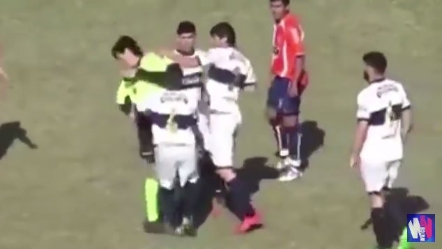 فيديو.. لاعب أرجنتيني